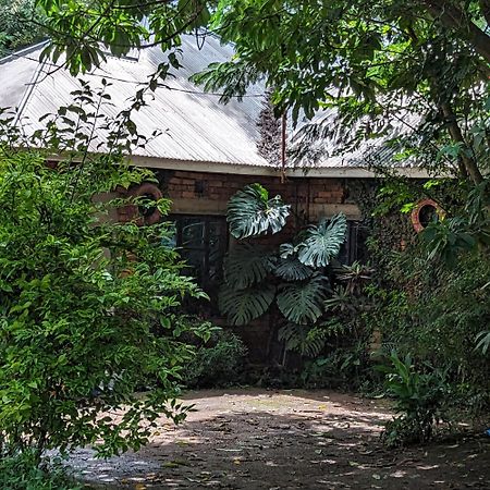 Arusha Holiday Safari Hotel Exterior photo