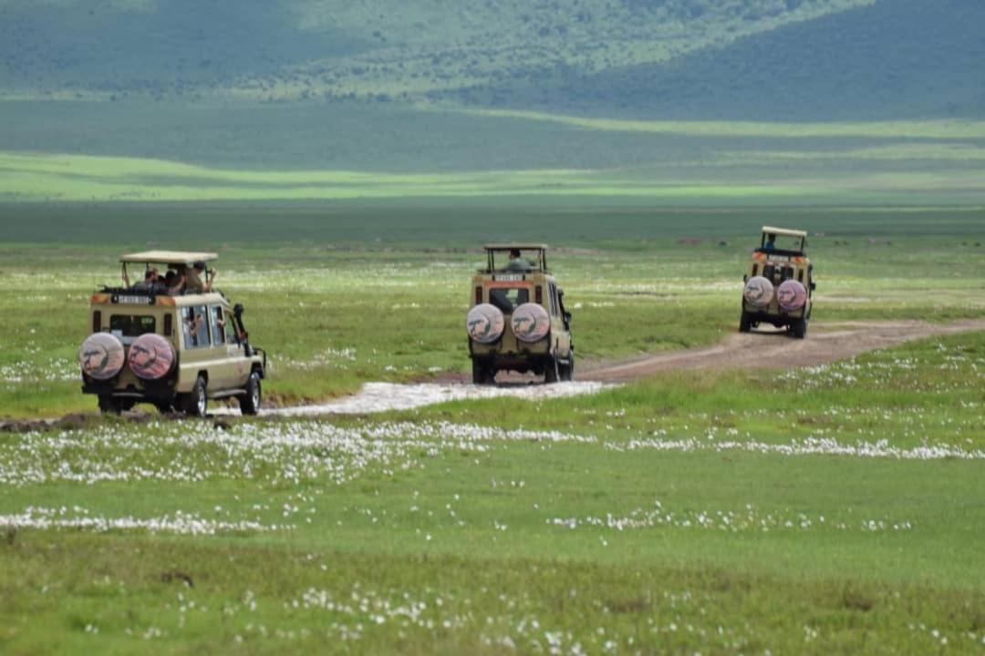 Arusha Holiday Safari Hotel Exterior photo