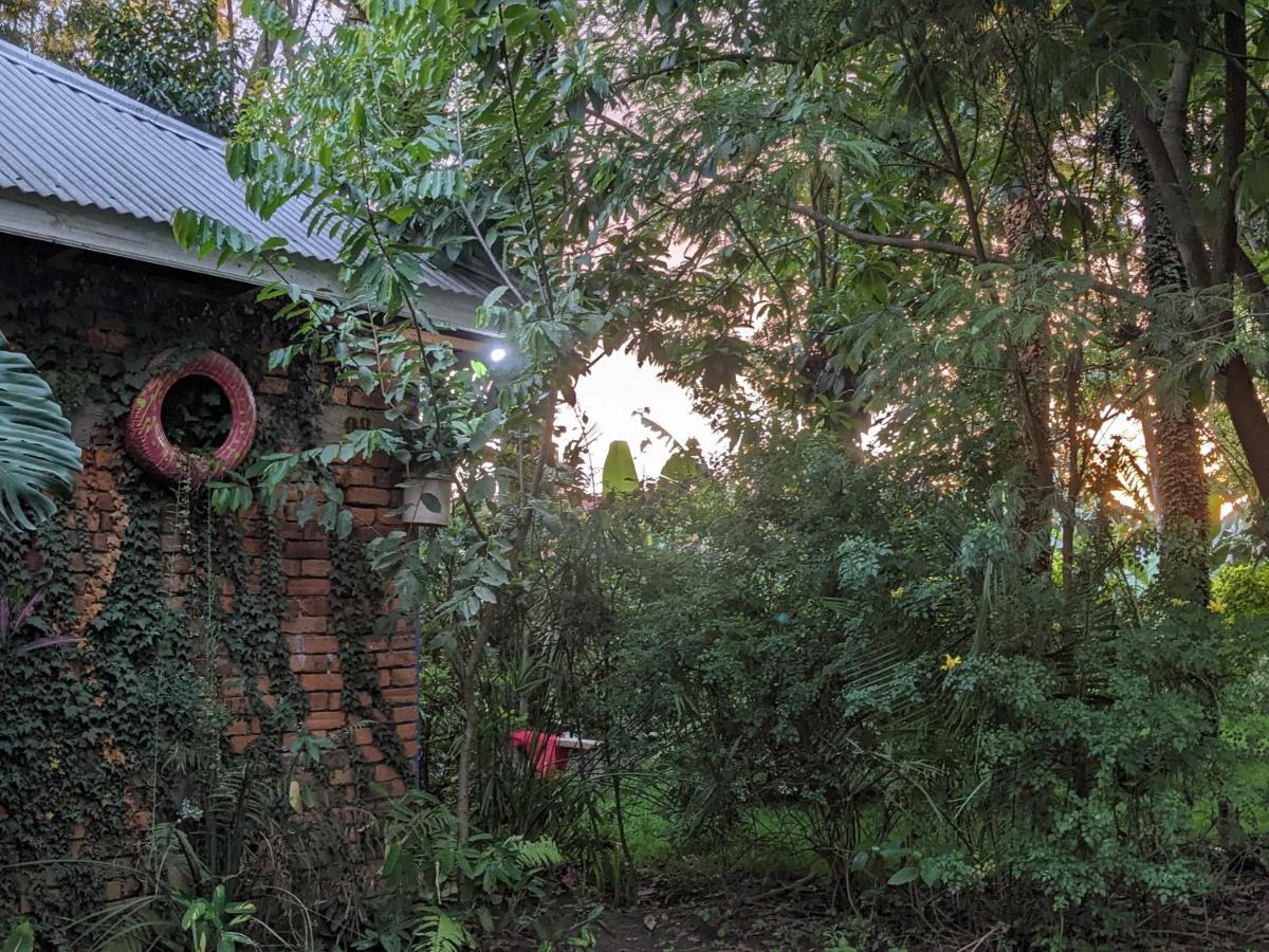 Arusha Holiday Safari Hotel Exterior photo